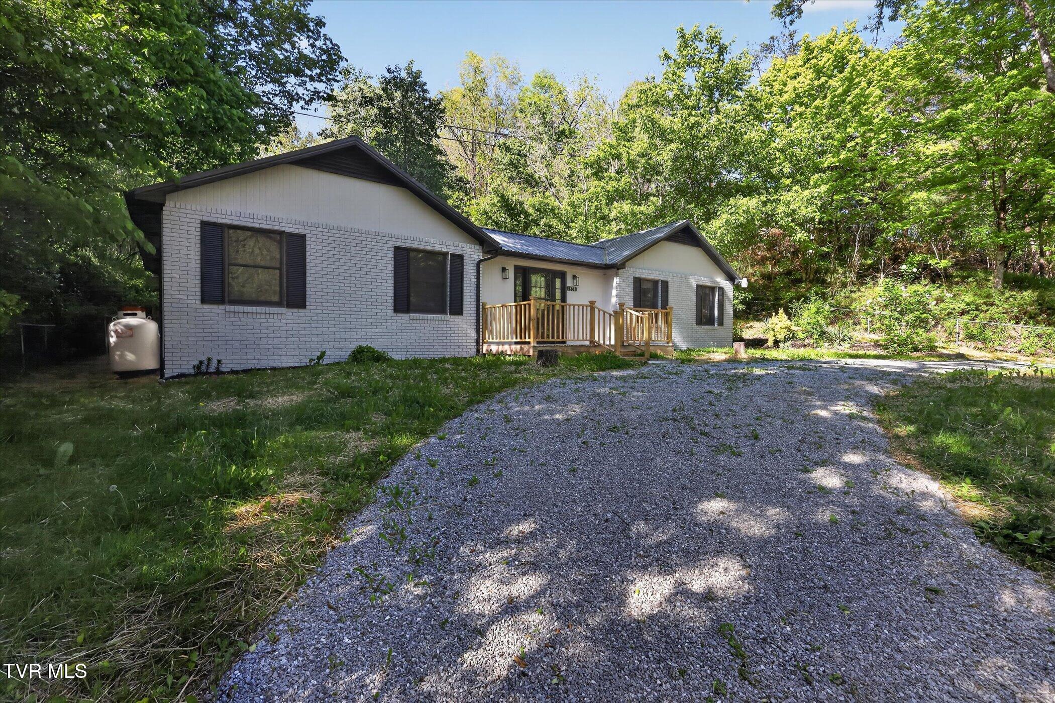 1238 Ruritan Run Road Gate City, VA 24251 - Photo 29 of 45 02-1238-Ruritan-Run-Rd-Windowstill