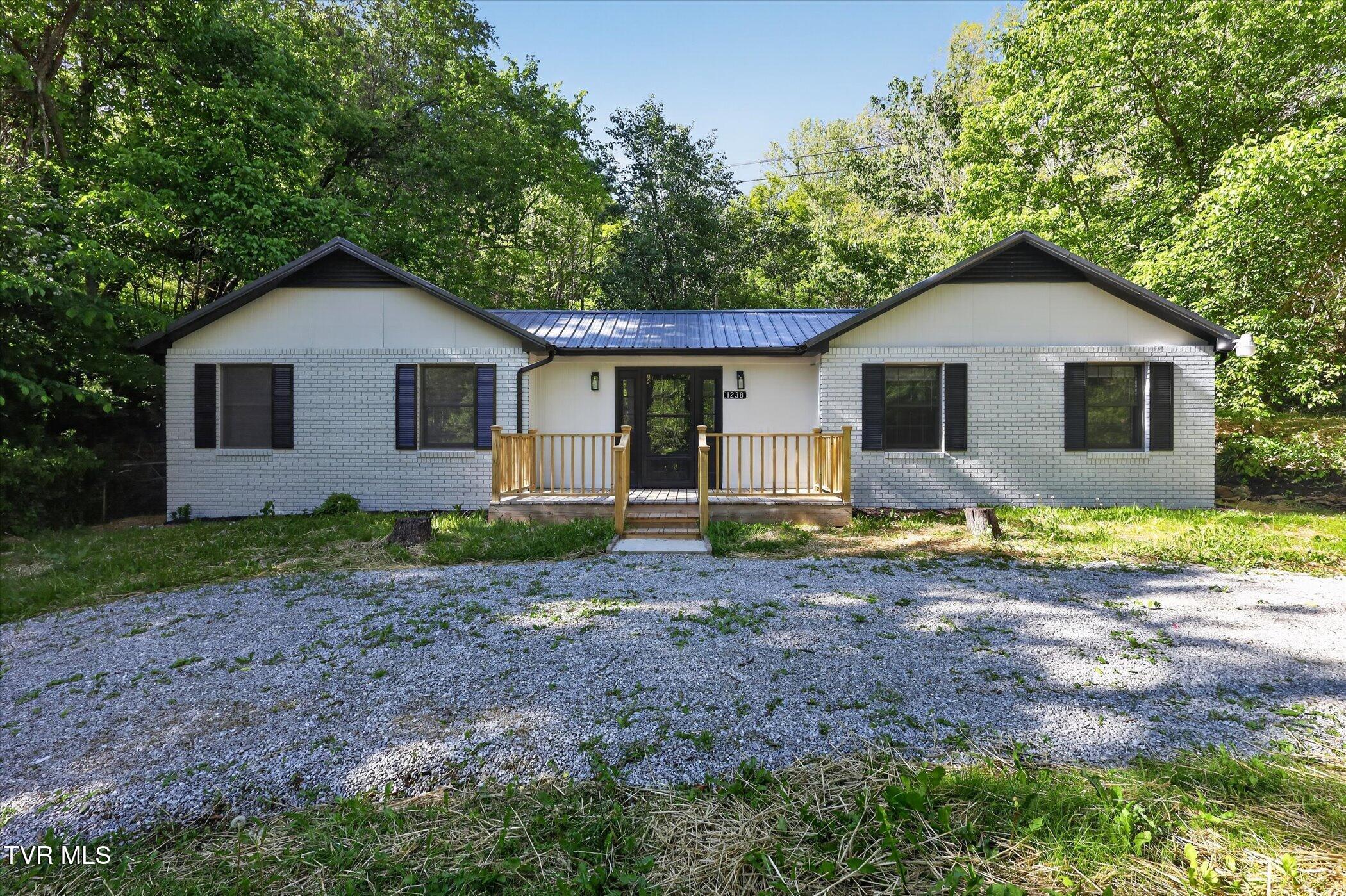 1238 Ruritan Run Road Gate City, VA 24251 - Photo 8 of 45 05-1238-Ruritan-Run-Rd-Windowstill