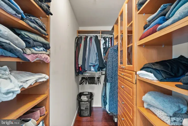 $510,000 | 4065 South Four Mile Run Drive, Unit 302, Arlington, VA 22204