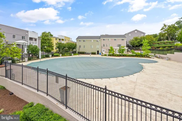 $510,000 | 4065 South Four Mile Run Drive, Unit 302, Arlington, VA 22204