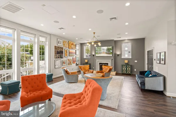 $510,000 | 4065 South Four Mile Run Drive, Unit 302, Arlington, VA 22204