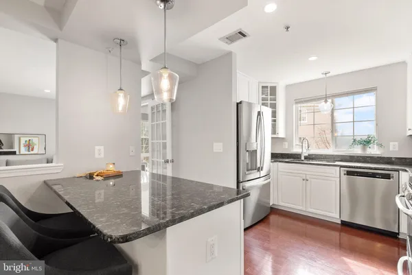 $510,000 | 4065 South Four Mile Run Drive, Unit 302, Arlington, VA 22204