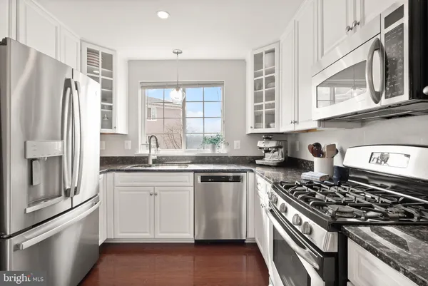 $510,000 | 4065 South Four Mile Run Drive, Unit 302, Arlington, VA 22204