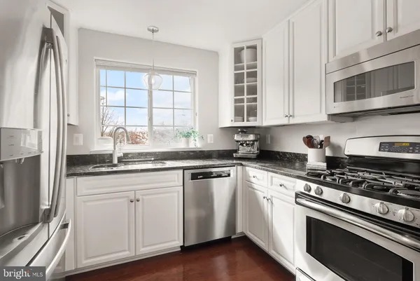$510,000 | 4065 South Four Mile Run Drive, Unit 302, Arlington, VA 22204