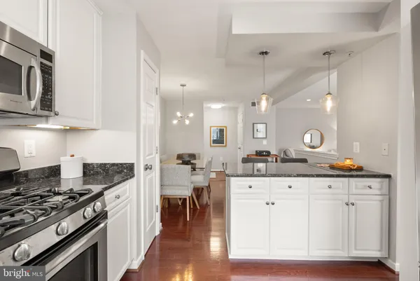 $510,000 | 4065 South Four Mile Run Drive, Unit 302, Arlington, VA 22204