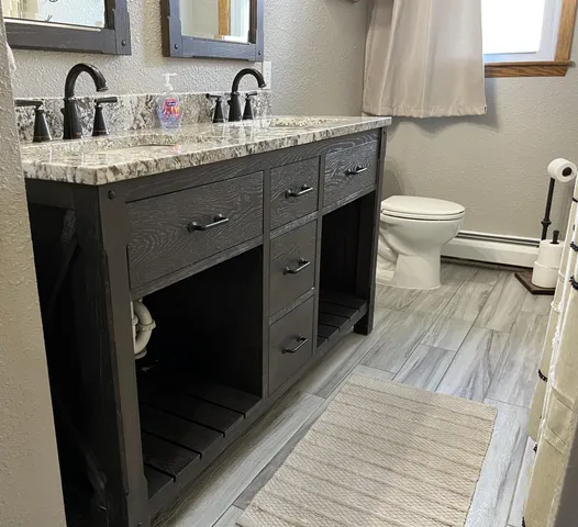 $269,900 | 2250 18th Avenue, Windom, MN 56101