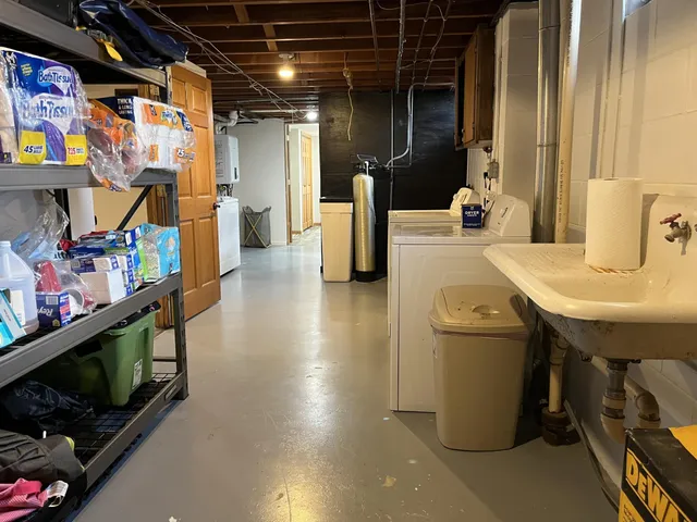 $269,900 | 2250 18th Avenue, Windom, MN 56101