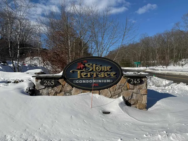 $340,000 | 265 Edward J Roy Drive, Unit 210, Manchester, NH 03104