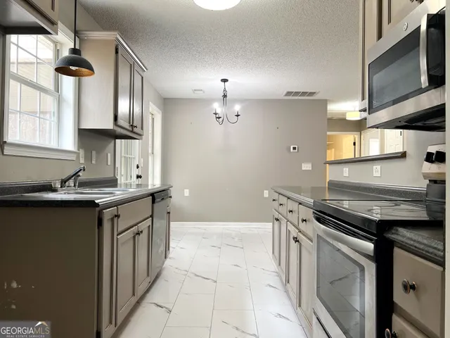 $244,900 | 5450 Crest Highway, Thomaston, GA 30286