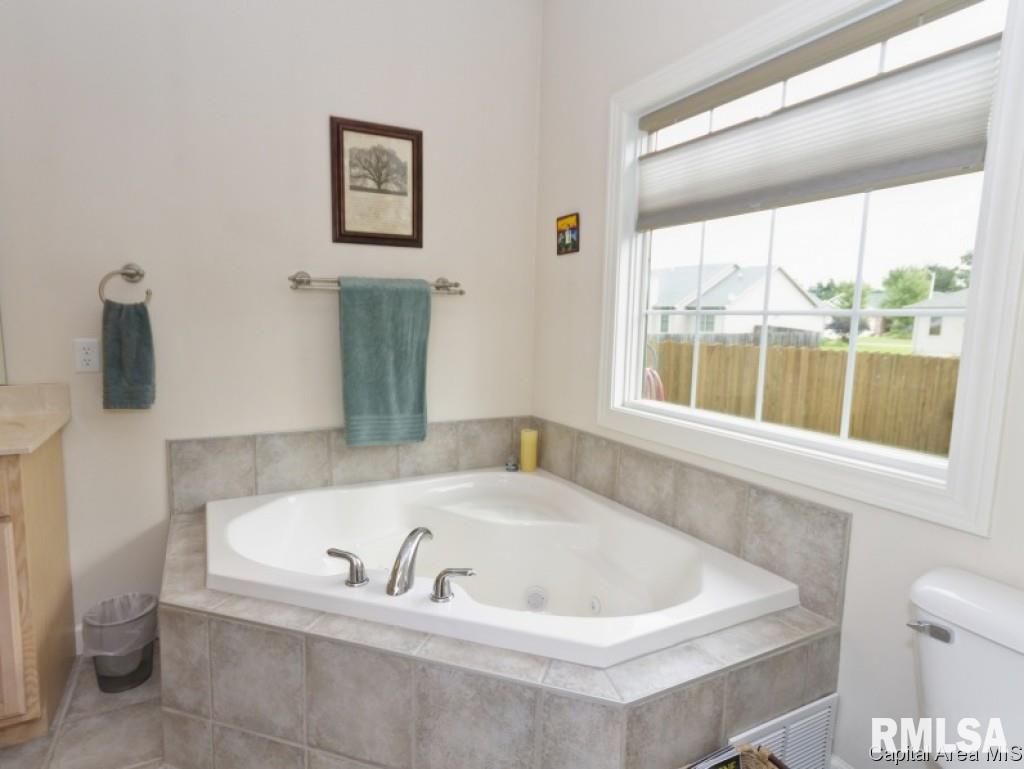 516 Burberry Lane Rochester, IL 62563 - Photo 13 of 19
