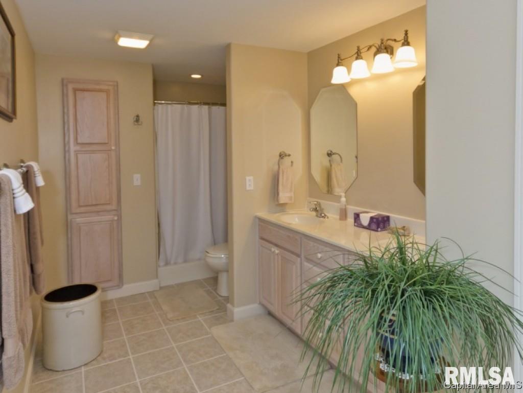 516 Burberry Lane Rochester, IL 62563 - Photo 14 of 19