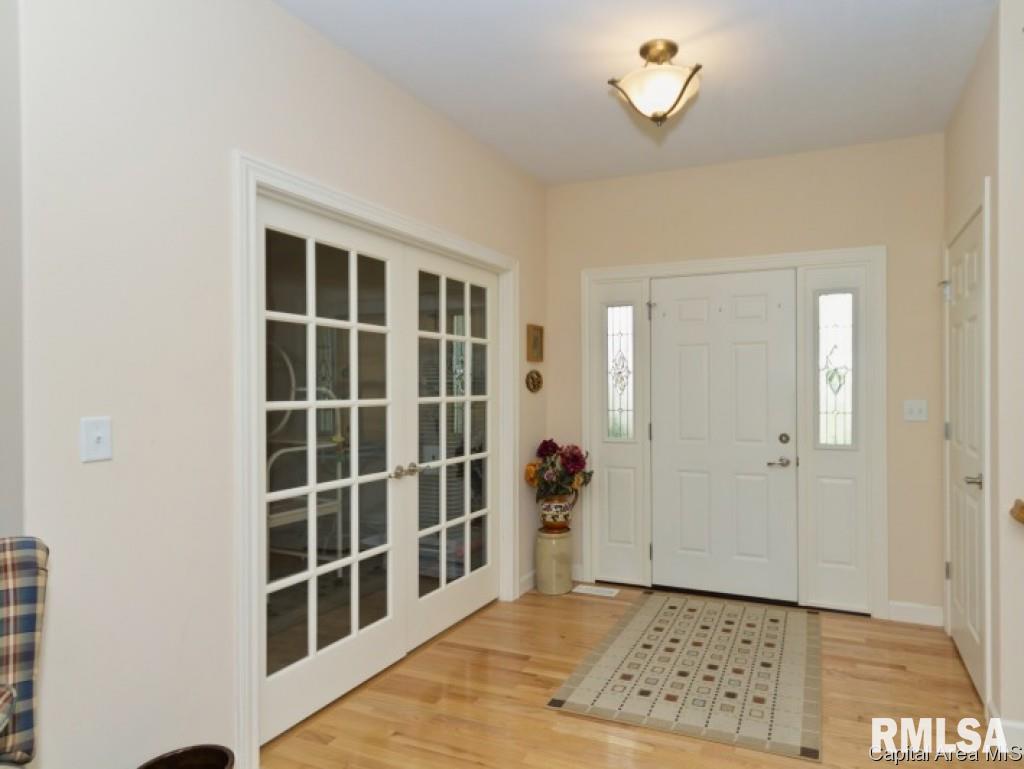 516 Burberry Lane Rochester, IL 62563 - Photo 8 of 19