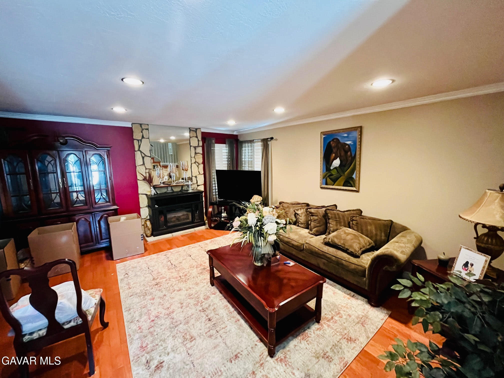 21945 Centurion Way Santa Clarita, CA 91350 - Photo 2 of 26 cent.1