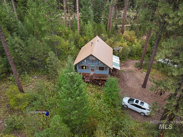 $255,000 | 225 Mesplie Road, Placerville, ID 83666