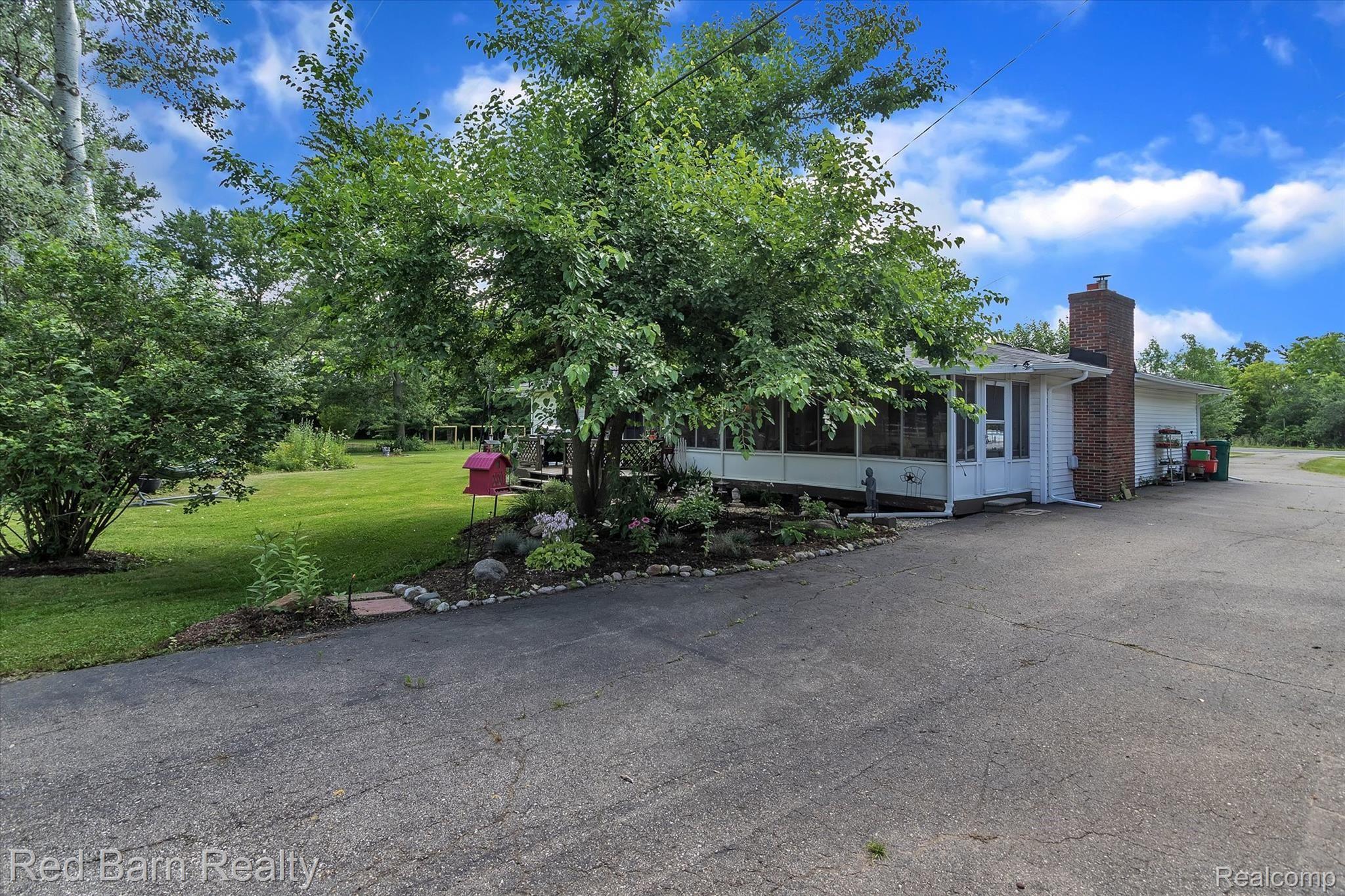 6765 Hitchingham Road Ypsilanti, MI 48197 - Photo 44 of 75 04-6765-Hitchingham-Rd-Windowstill-Real-Estate-Photography-4.jpg