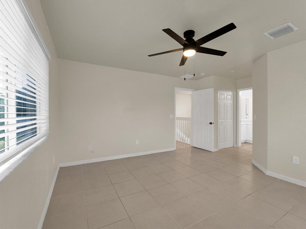 308 Northwest 17th Terrace Pompano Beach, FL 33069 - Photo 6 of 43 a view of an empty room