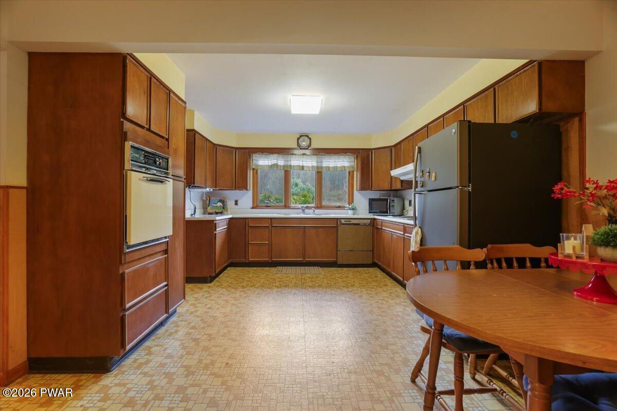 119 Springbrook Road Shohola, PA 18458 - Photo 9 of 72