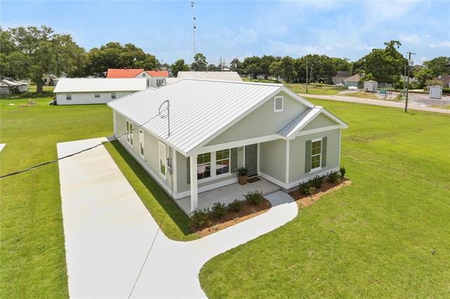 135 Antoine Lane Luling, LA 70070 - Photo 3 of 19