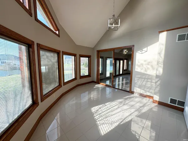 $715,000 | 7966 Lake Terrace Court, Newburgh, IN 47630