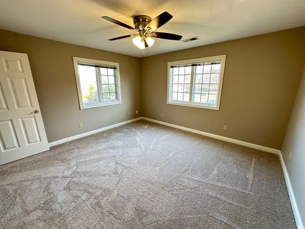$715,000 | 7966 Lake Terrace Court, Newburgh, IN 47630