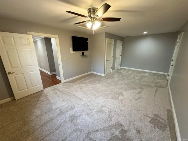 $715,000 | 7966 Lake Terrace Court, Newburgh, IN 47630