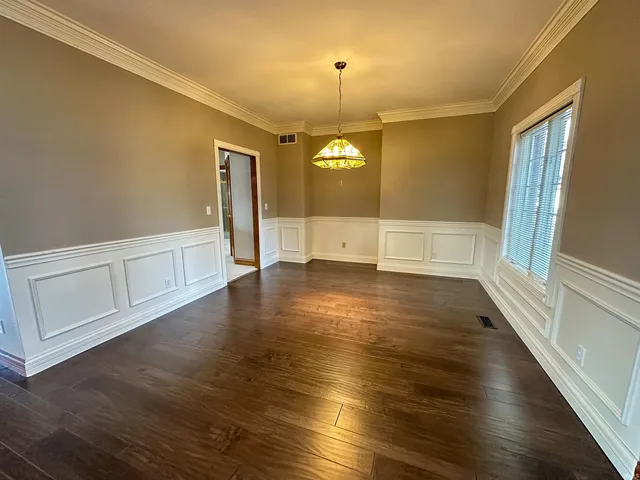 $725,000 | 7966 Lake Terrace Court, Newburgh, IN 47630