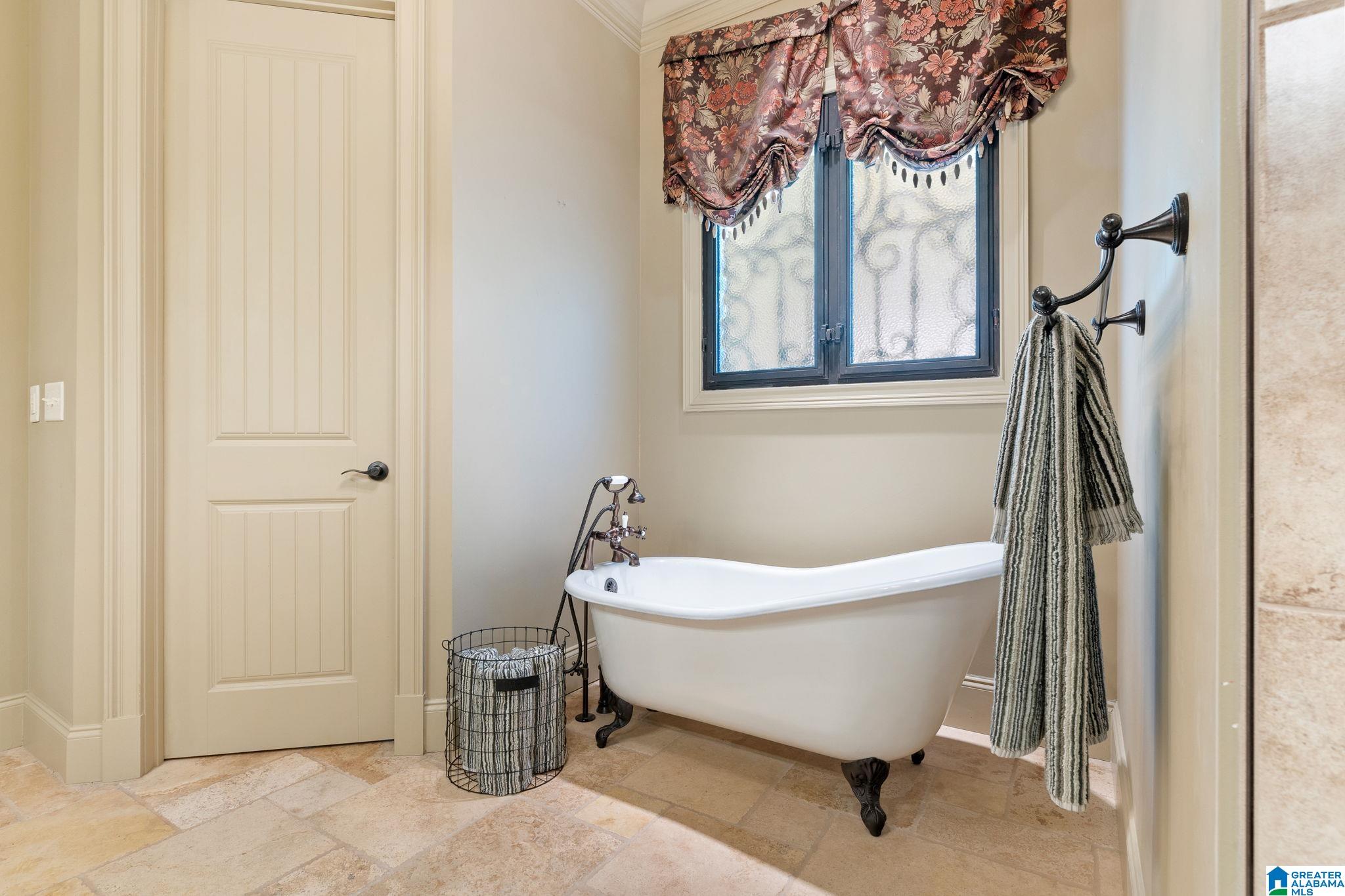 240 Shades Crest Road Birmingham, AL 35226 - Photo 20 of 48
