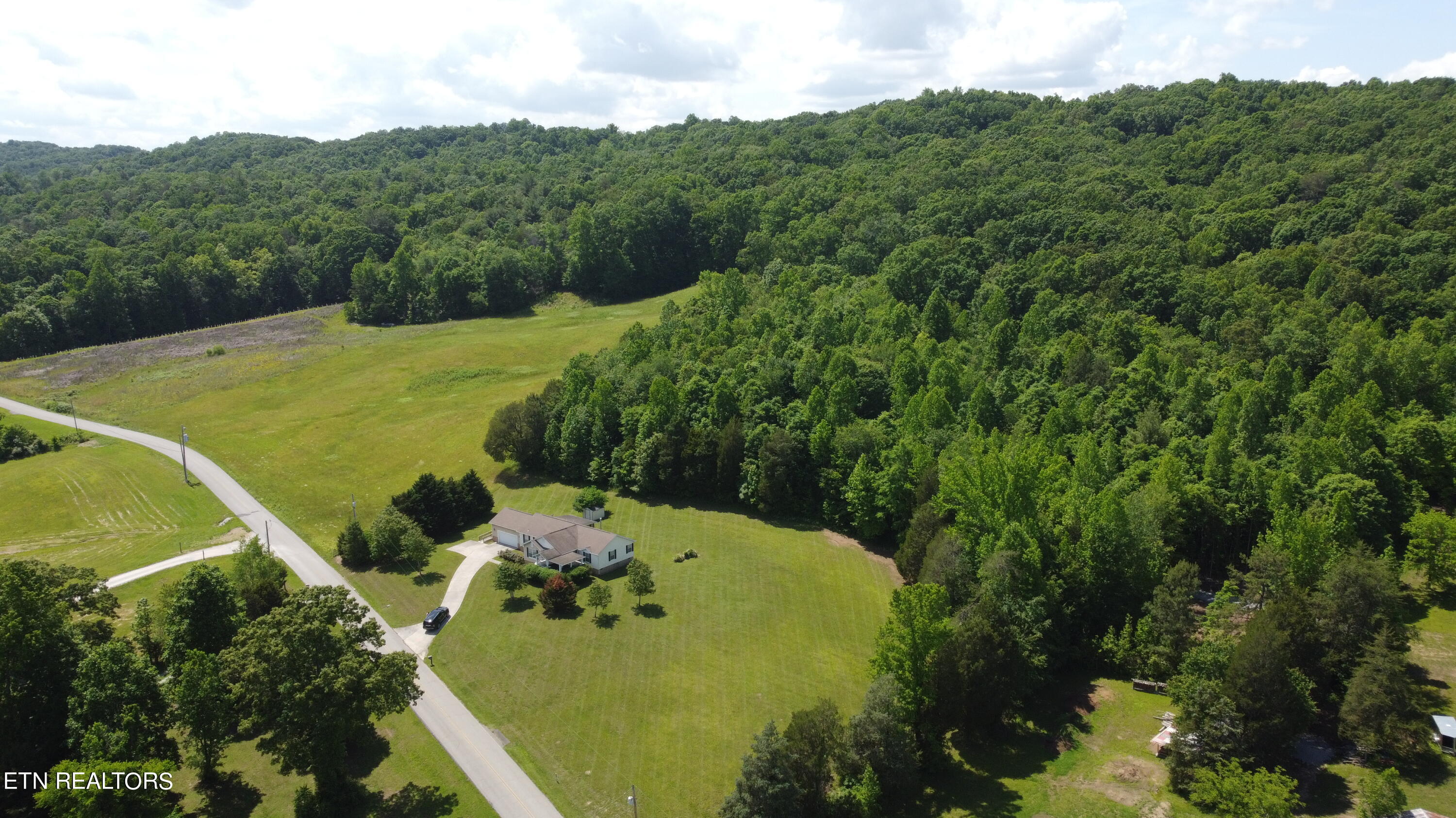 3678 Buttermilk Road West Kingston, TN 37763 - Photo 18 of 60 26