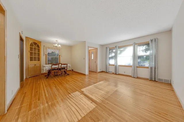 $280,000 | 1450 Lookout Drive, North Mankato, MN 56003