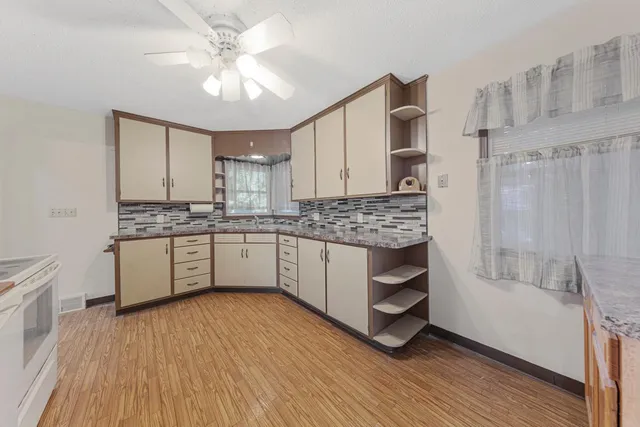 $280,000 | 1450 Lookout Drive, North Mankato, MN 56003