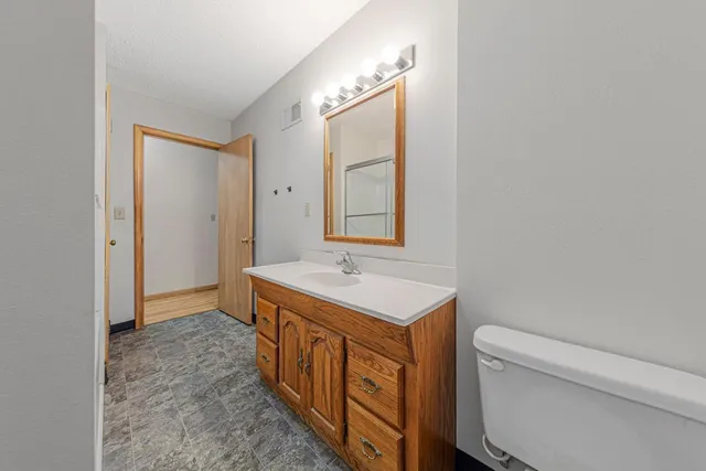 $280,000 | 1450 Lookout Drive, North Mankato, MN 56003