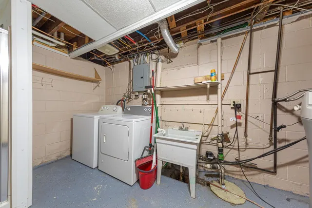 $280,000 | 1450 Lookout Drive, North Mankato, MN 56003