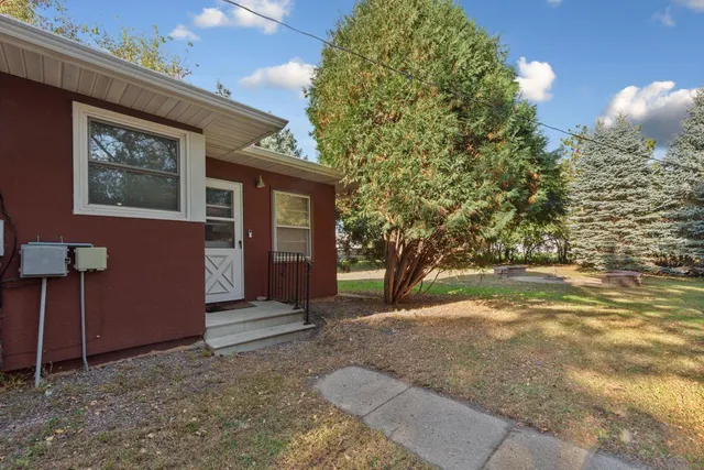 $280,000 | 1450 Lookout Drive, North Mankato, MN 56003