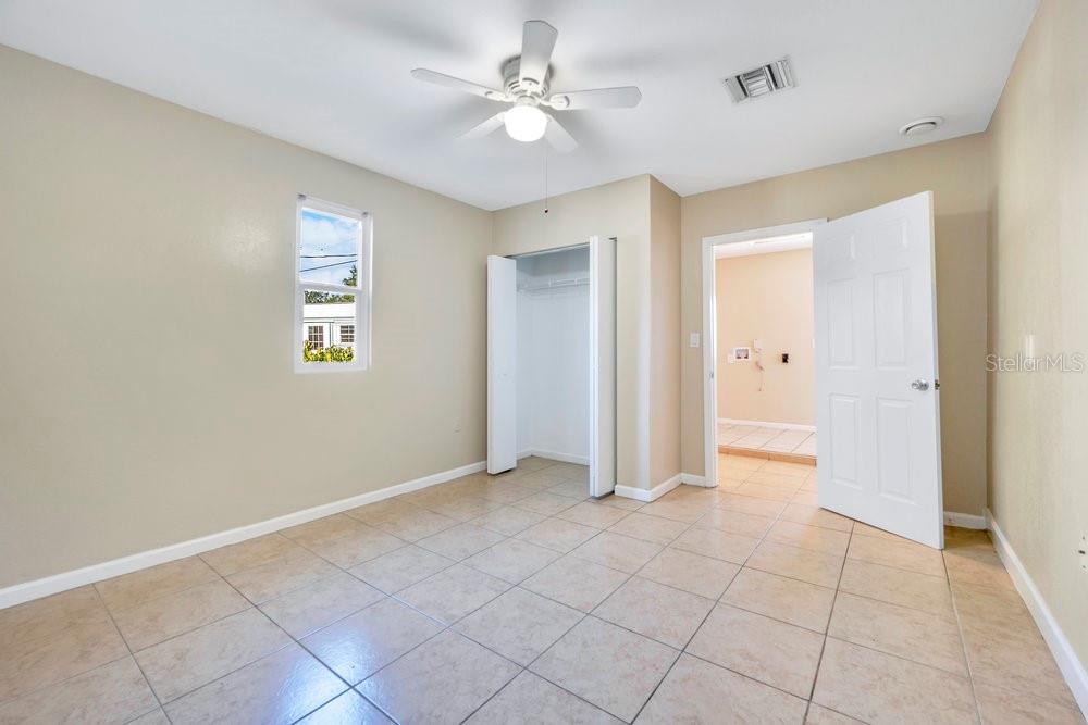 3808 Country Loop West Lakeland, FL 33811 - Photo 16 of 34