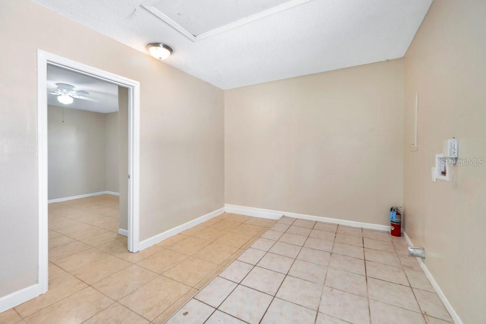 3808 Country Loop West Lakeland, FL 33811 - Photo 17 of 34