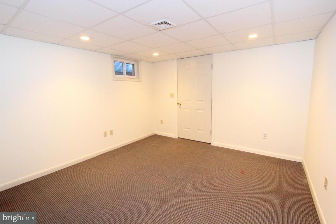 417 Hensley Street Lititz, PA 17543 - Photo 13 of 14