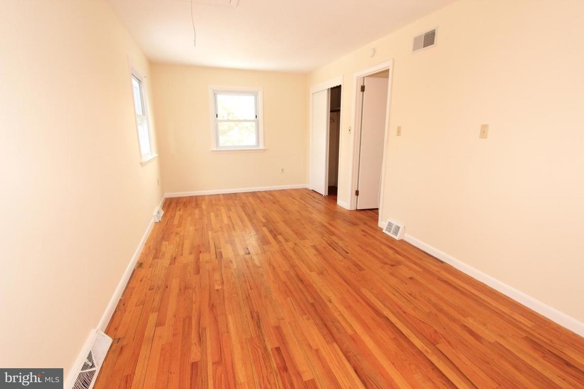 417 Hensley Street Lititz, PA 17543 - Photo 8 of 14