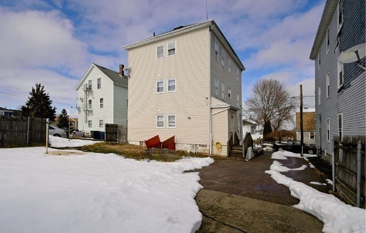 401 Buffinton Street Fall River, MA 02721 - Photo 16 of 20