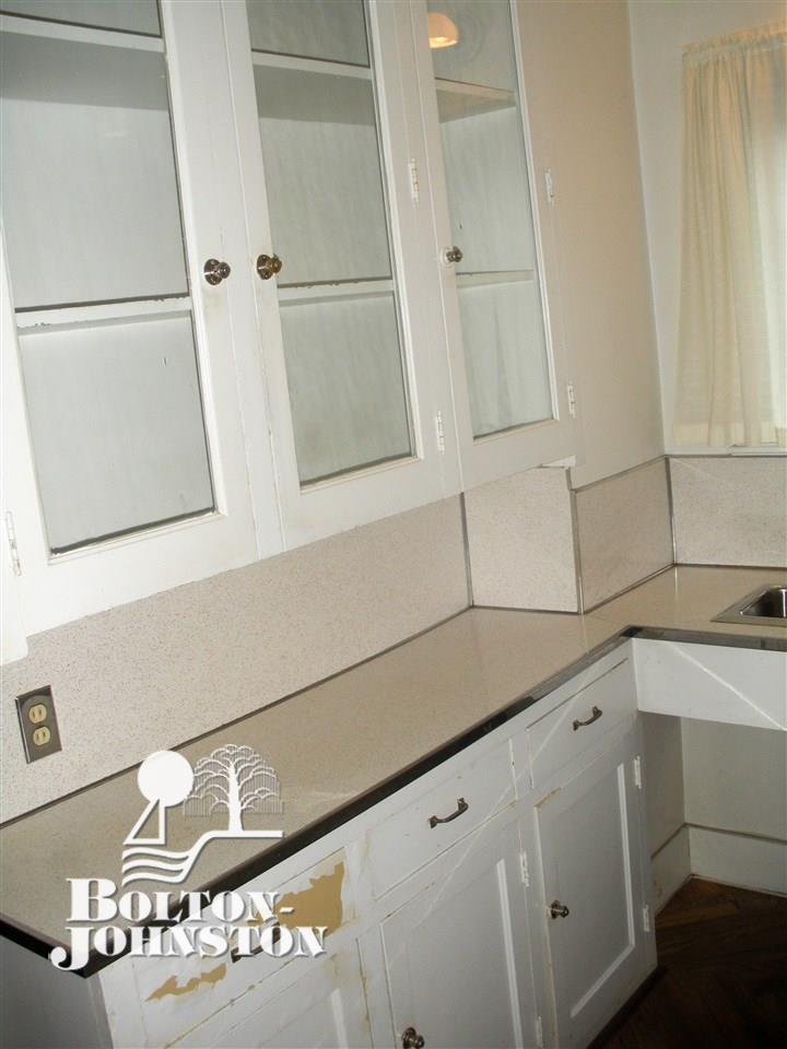705 Westchester Road Grosse Pointe Park, MI 48230 - Photo 12 of 31