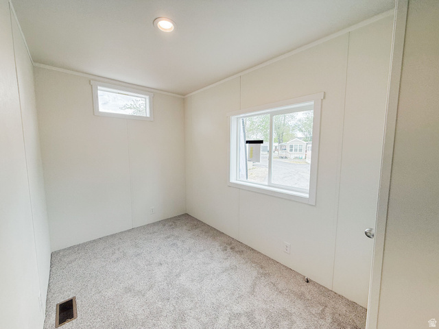 200 North Harrisville Road, Unit 29 Ogden, UT 84404 - Photo 4 of 9