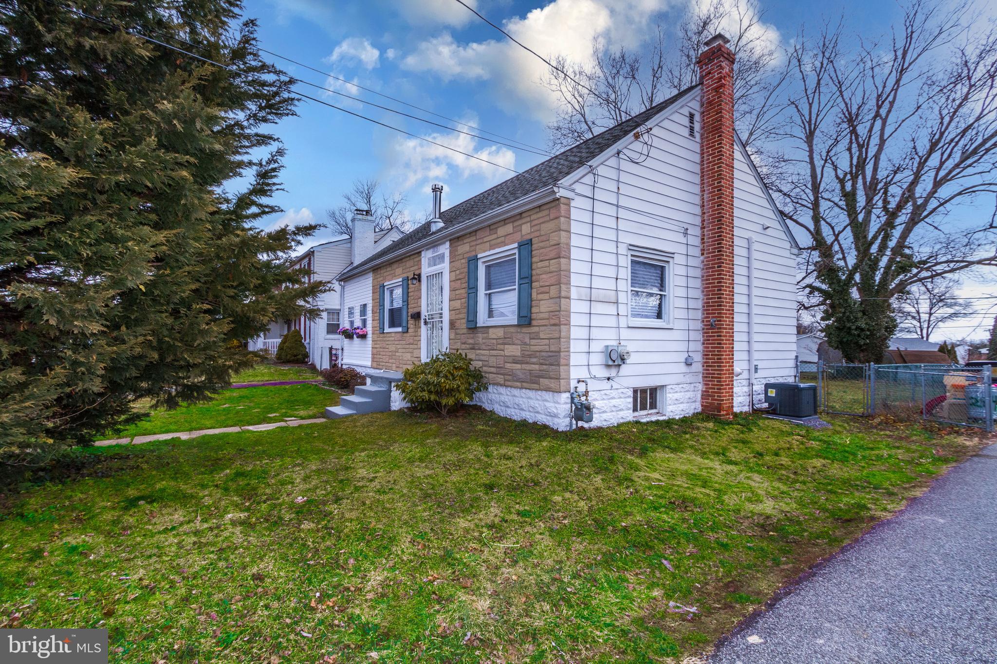 2835 Dutton Mill Road Aston, PA 19014 - Photo 3 of 44