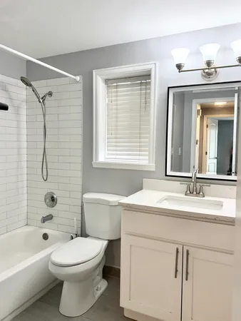 $1,990 | 1346 Forestdale Court, Unit 1346, Schaumburg, IL 60193