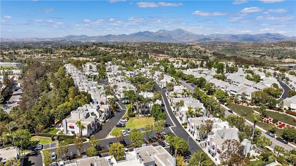 $499,999 | 26828 Turquoise, Mission Viejo, CA 92691