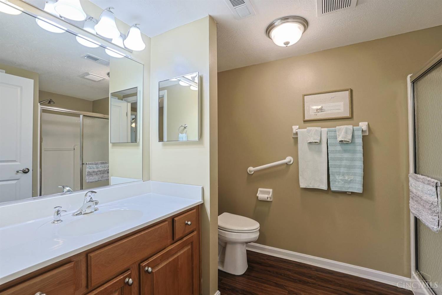 206 Edinburgh Lane Springdale, OH 45246 - Photo 20 of 25