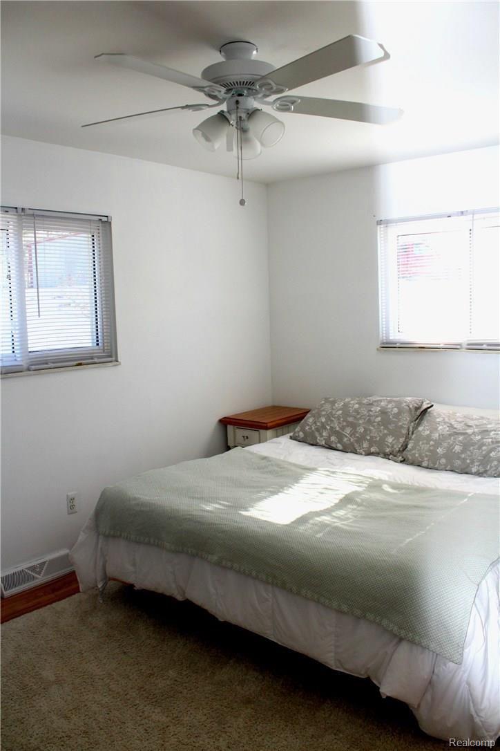 4895 Clarkston Road Clarkston, MI 48348 - Photo 13 of 18 maste rbedroom