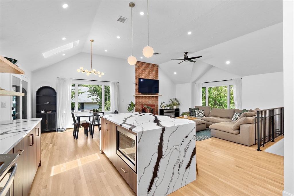 25 Dexter Road Melrose, MA 02176 - Photo 8 of 42