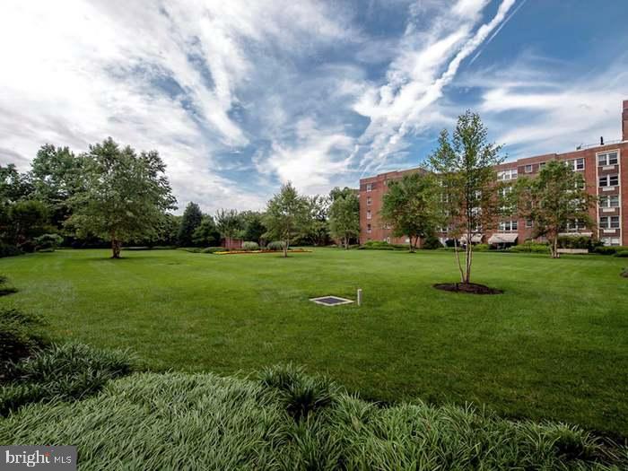 2500 Q Street Northwest, Unit 135 Washington, DC 20007 - Photo 2 of 23 Private greenspace at 2500 Q
