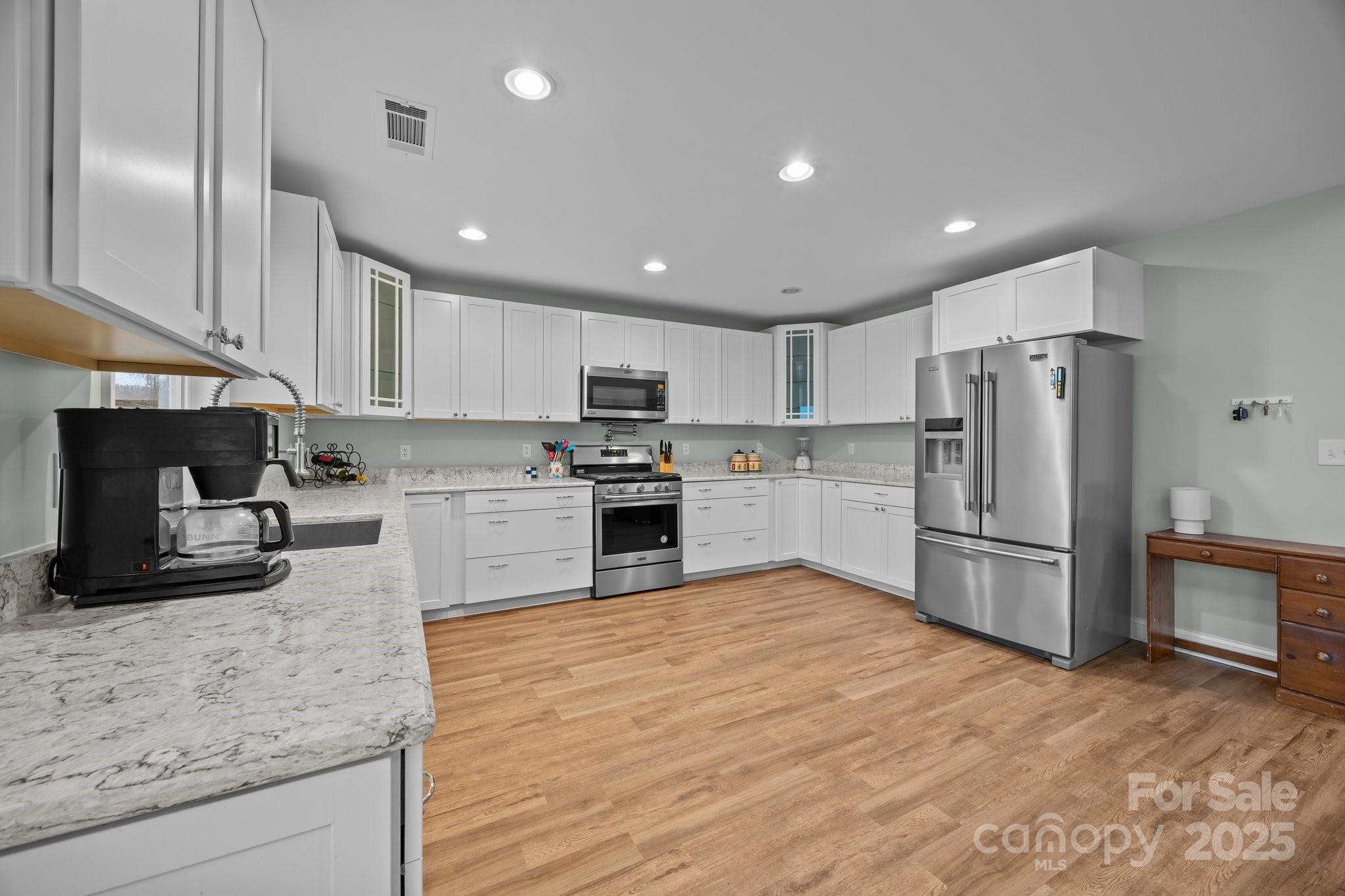 1077 Jackson Road Fort Lawn, SC 29714 - Photo 15 of 48 Gallery Image 15