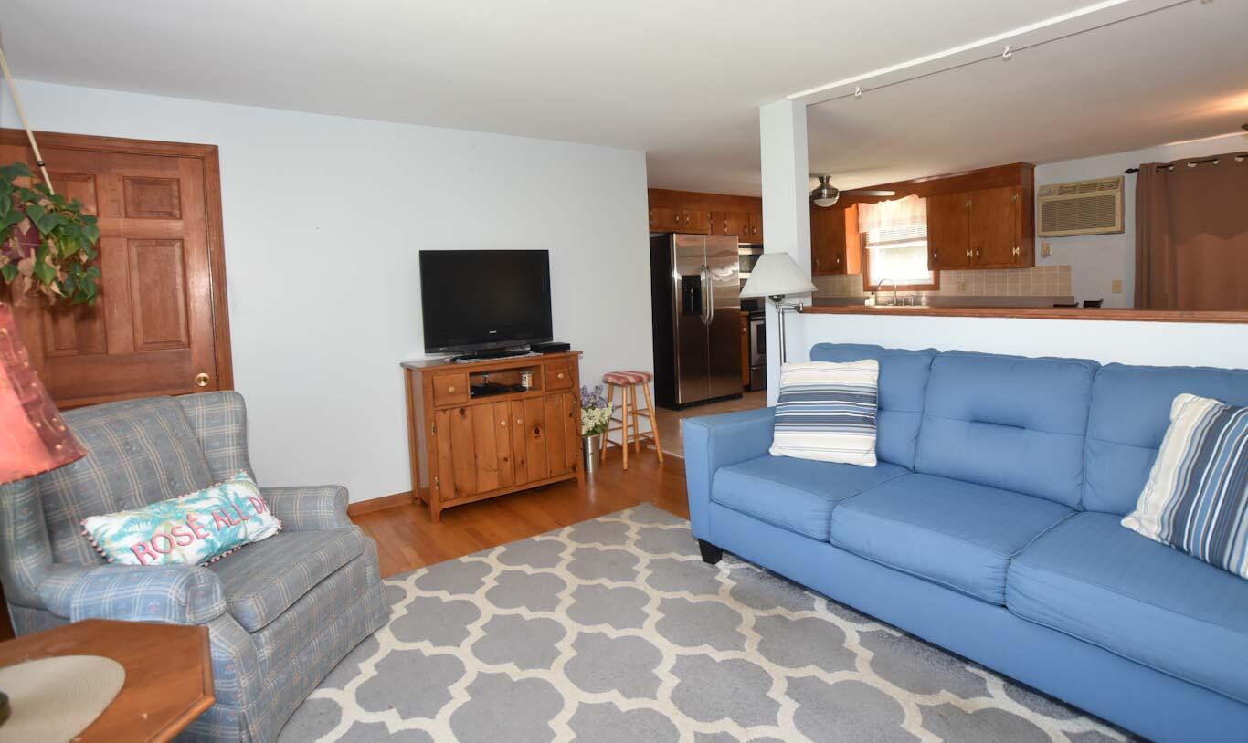 13 Arcadia Drive Windham, ME 04062 - Photo 10 of 21 Living3