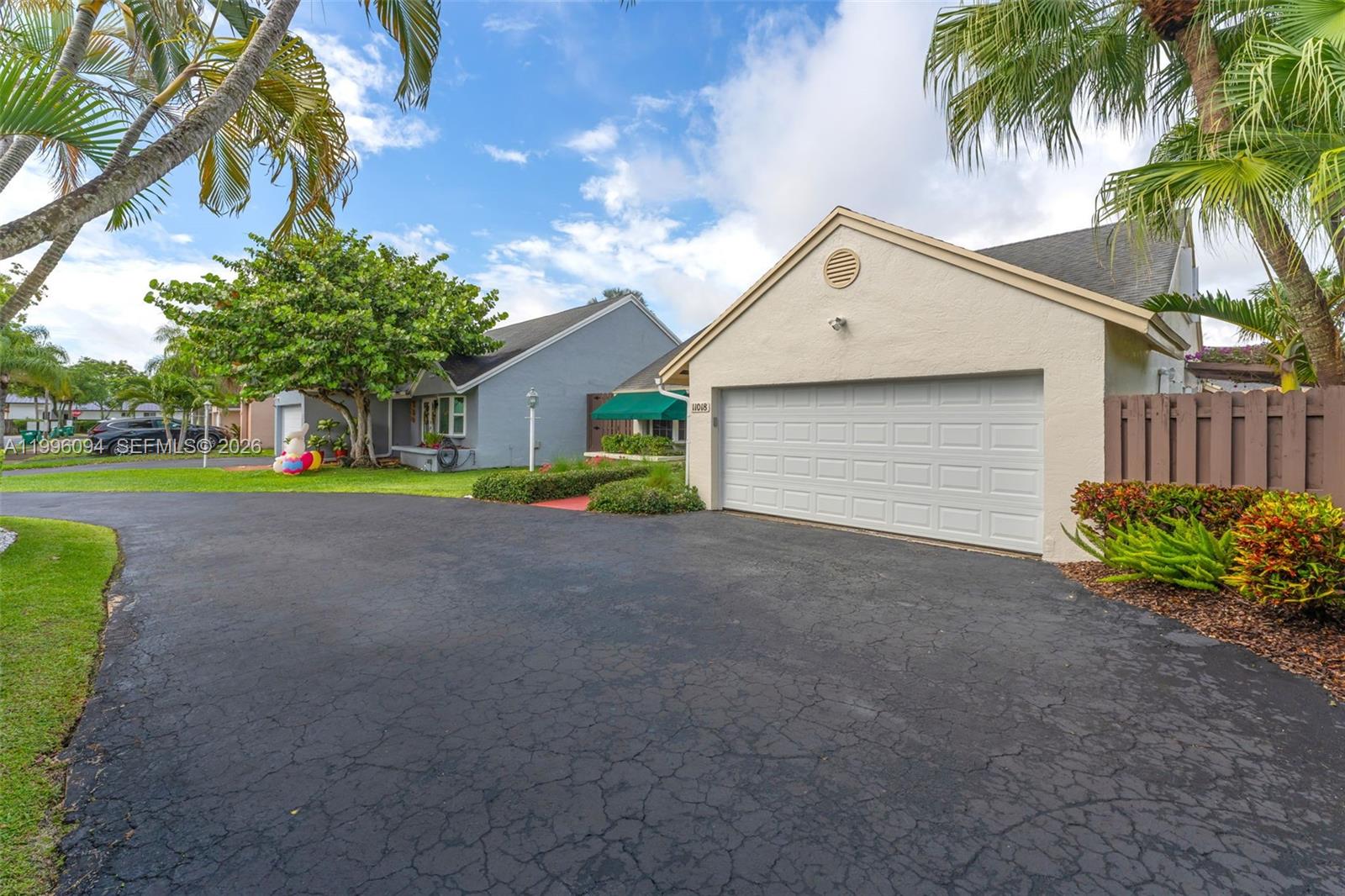 11018 Southwest 147th Place Miami, FL 33196 - Photo 2 of 47